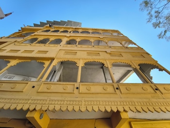 hotel lake star bistro