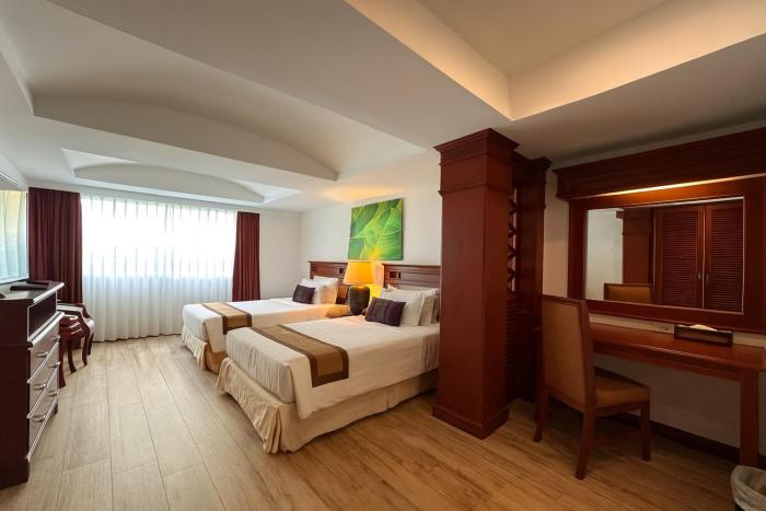 the taksim royal beach hotel