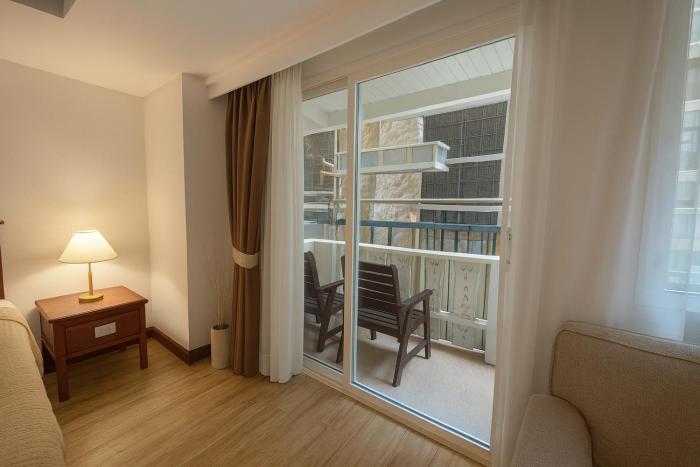 the taksim royal beach hotel