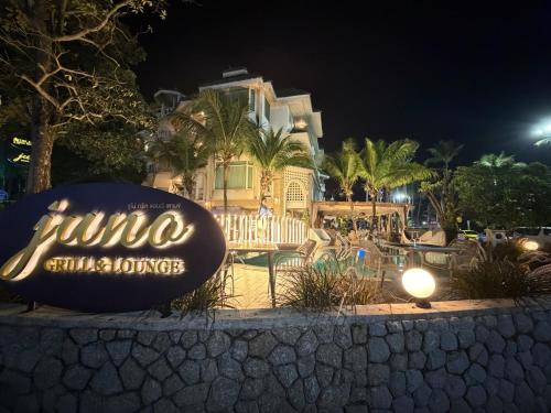 the taksim royal beach hotel