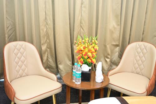 aanvi suites rr nagar