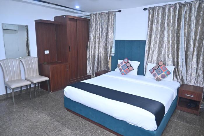 hotel golden by admire stay