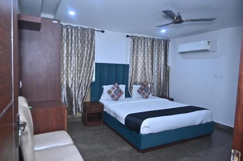 Hotel Golden By Admire Stay,,2 star