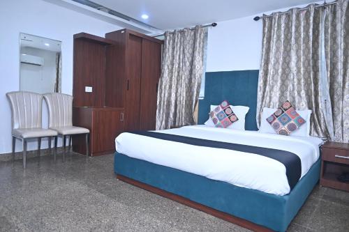 hotel golden by admire stay