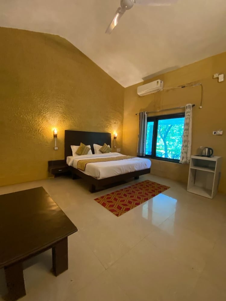 the harikanta corbett resort