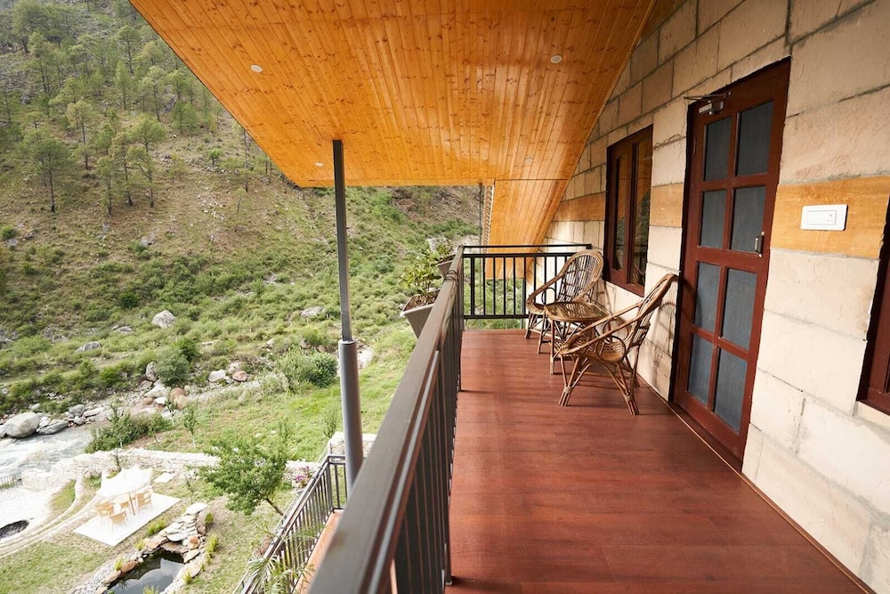 mashru riverside estate