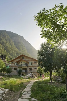 mashru riverside estate