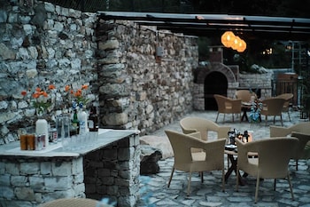 mashru riverside estate