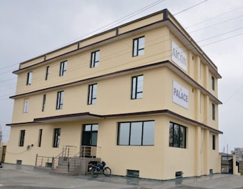 hotel aicon palace