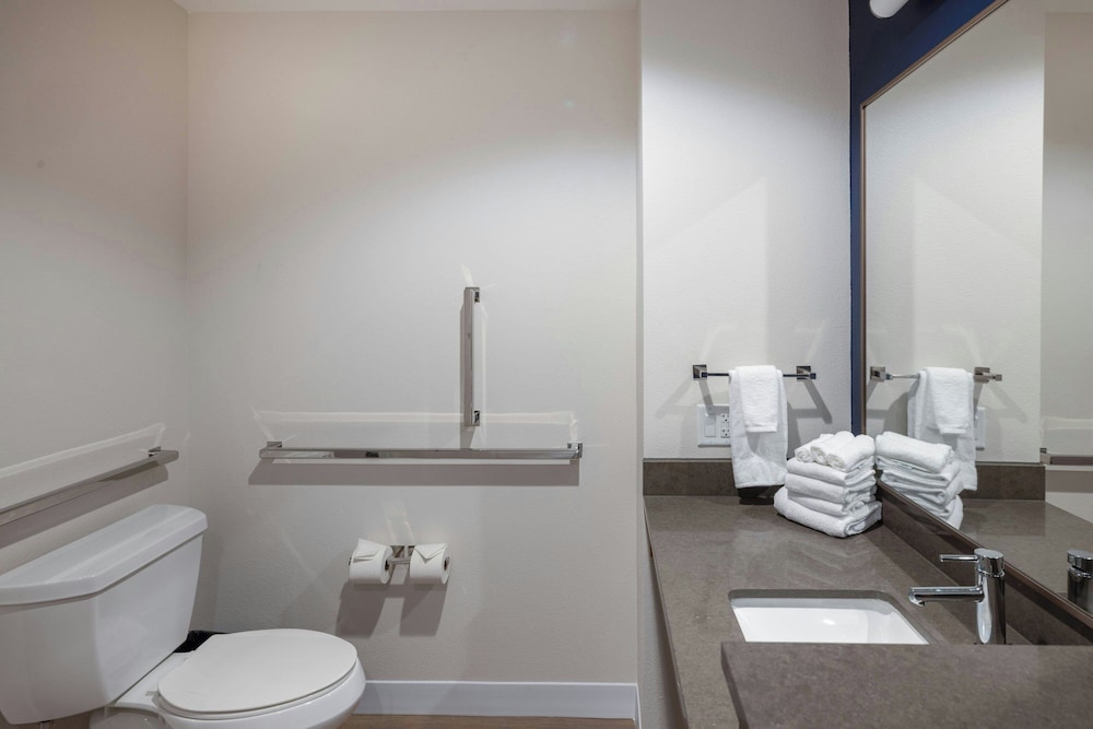 fairfield inn and suites dayton beavercreek