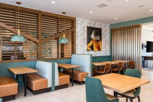 fairfield inn and suites dayton beavercreek