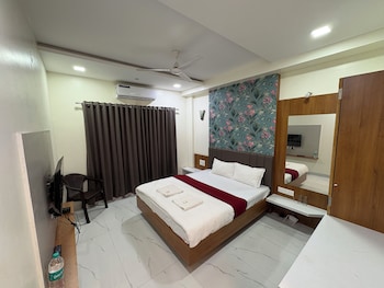 hotel mayur residency