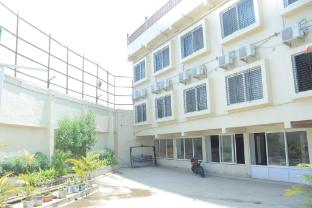 hotel mayur residency