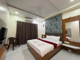 hotel mayur residency