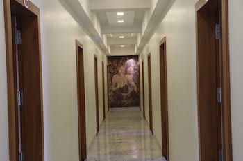 hotel mayur residency