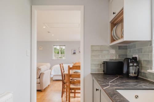 idyllic countryside cottage