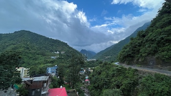 dehradhun