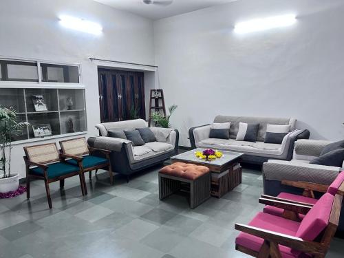 harisadan homestay