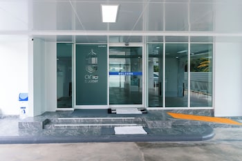 One Budget Hotel Chiangrai Baanmai,,3 star