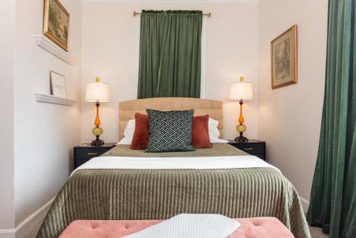 the benchmark inn