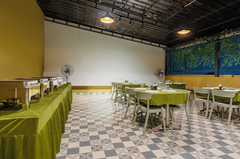 treebo deluxe inn chromepet