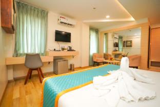 santrina hotels