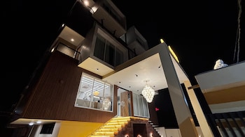 travinities hotel shree ji palace