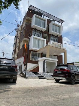 travinities hotel shree ji palace