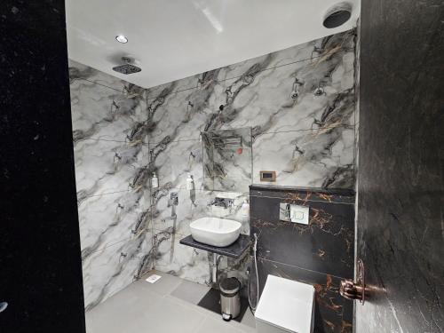 travinities hotel shree ji palace