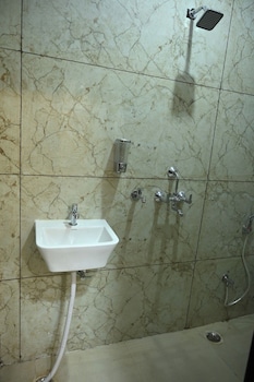 hotel kumar continental