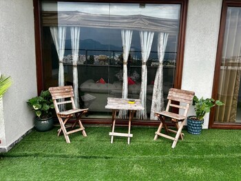 the crown a pinnacle of luxury