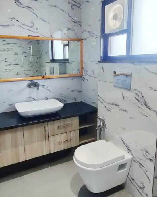 the crown a pinnacle of luxury