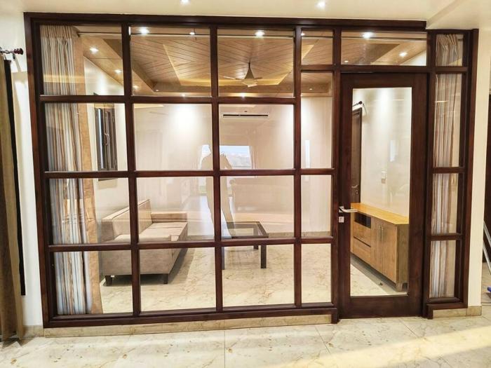 the crown a pinnacle of luxury