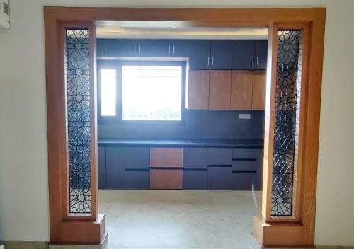 the crown a pinnacle of luxury