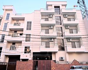 Atharv Kaashi - Behind Sigra Sports Stadium,,2 star