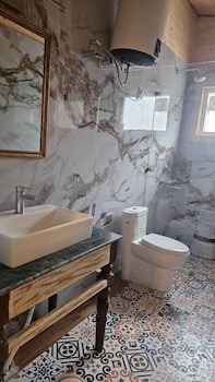 Badri Resort Mana, Badrinath,,3 star