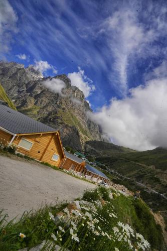 badri resort mana badrinath