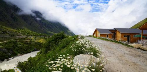 Badri Resort Mana, Badrinath,,3 star