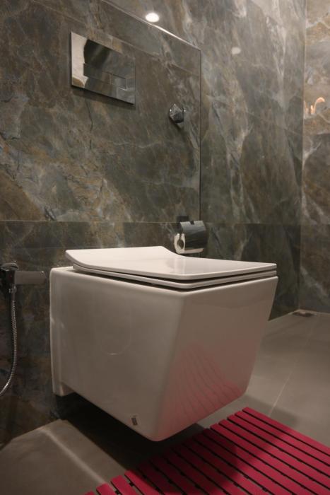 hotel kashi crown
