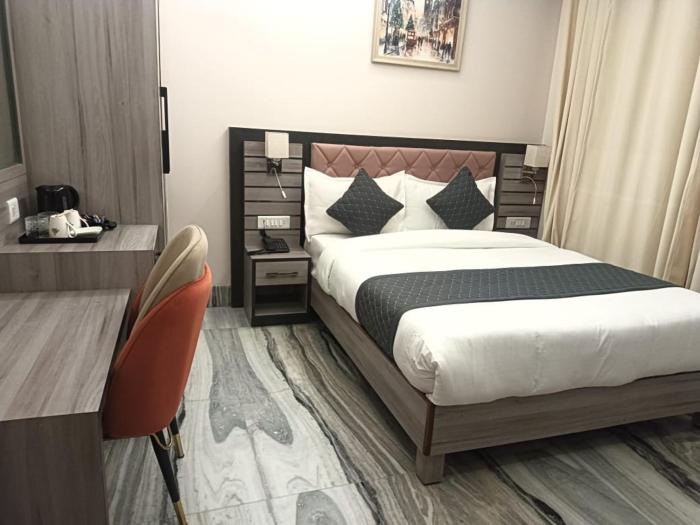 hotel kashi crown