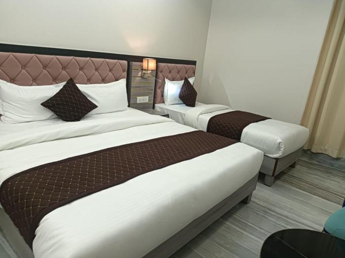 hotel kashi crown