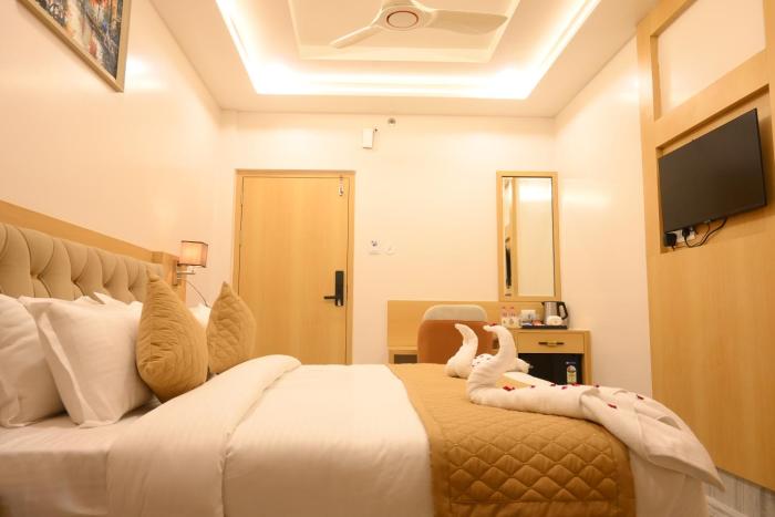 hotel kashi crown