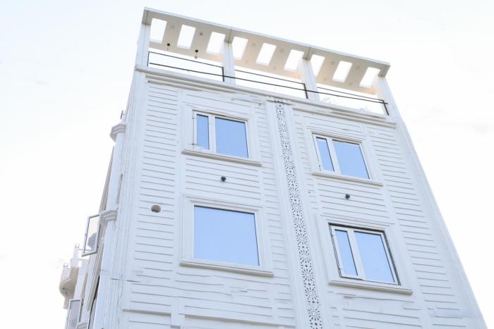hotel kashi crown