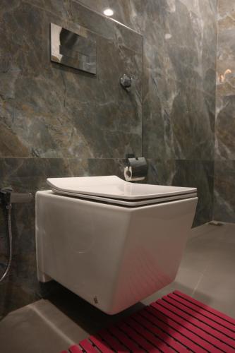 hotel kashi crown
