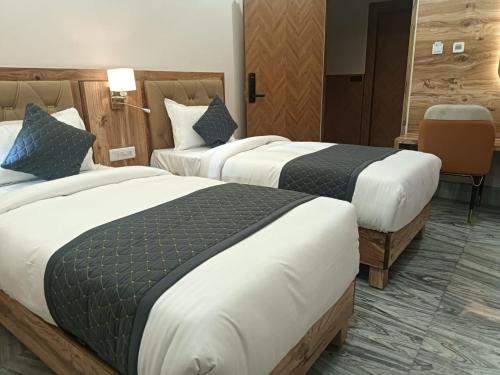 hotel kashi crown