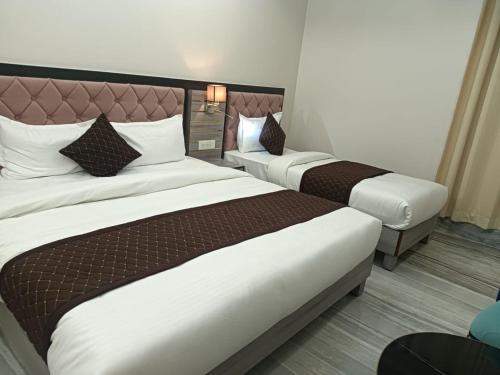 hotel kashi crown