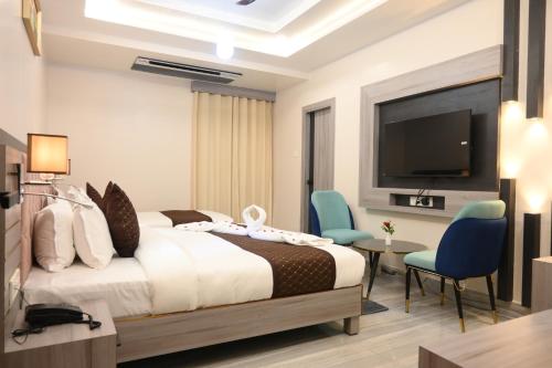 hotel kashi crown