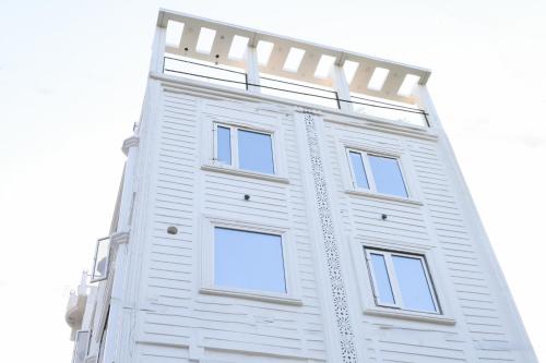 hotel kashi crown
