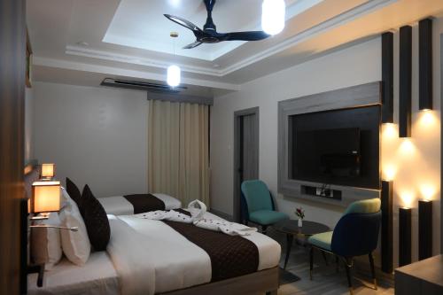 hotel kashi crown