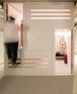 soom salzburg i capsule hotel